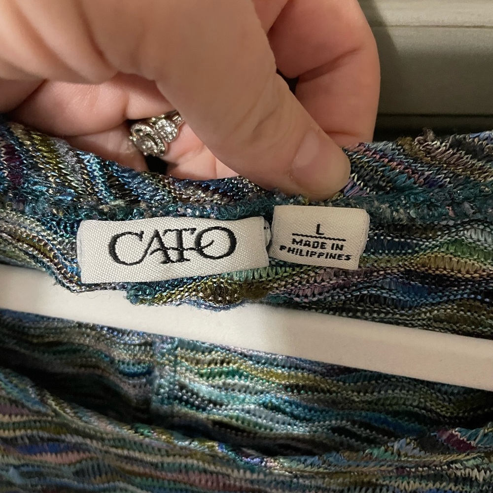 Cato Top - Picture 3 of 4